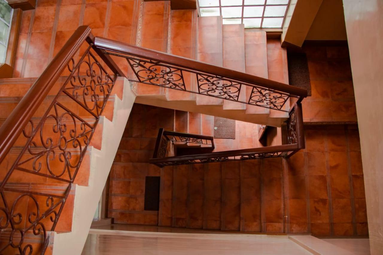 Travellers' Inn Dardzsiling Kültér fotó
